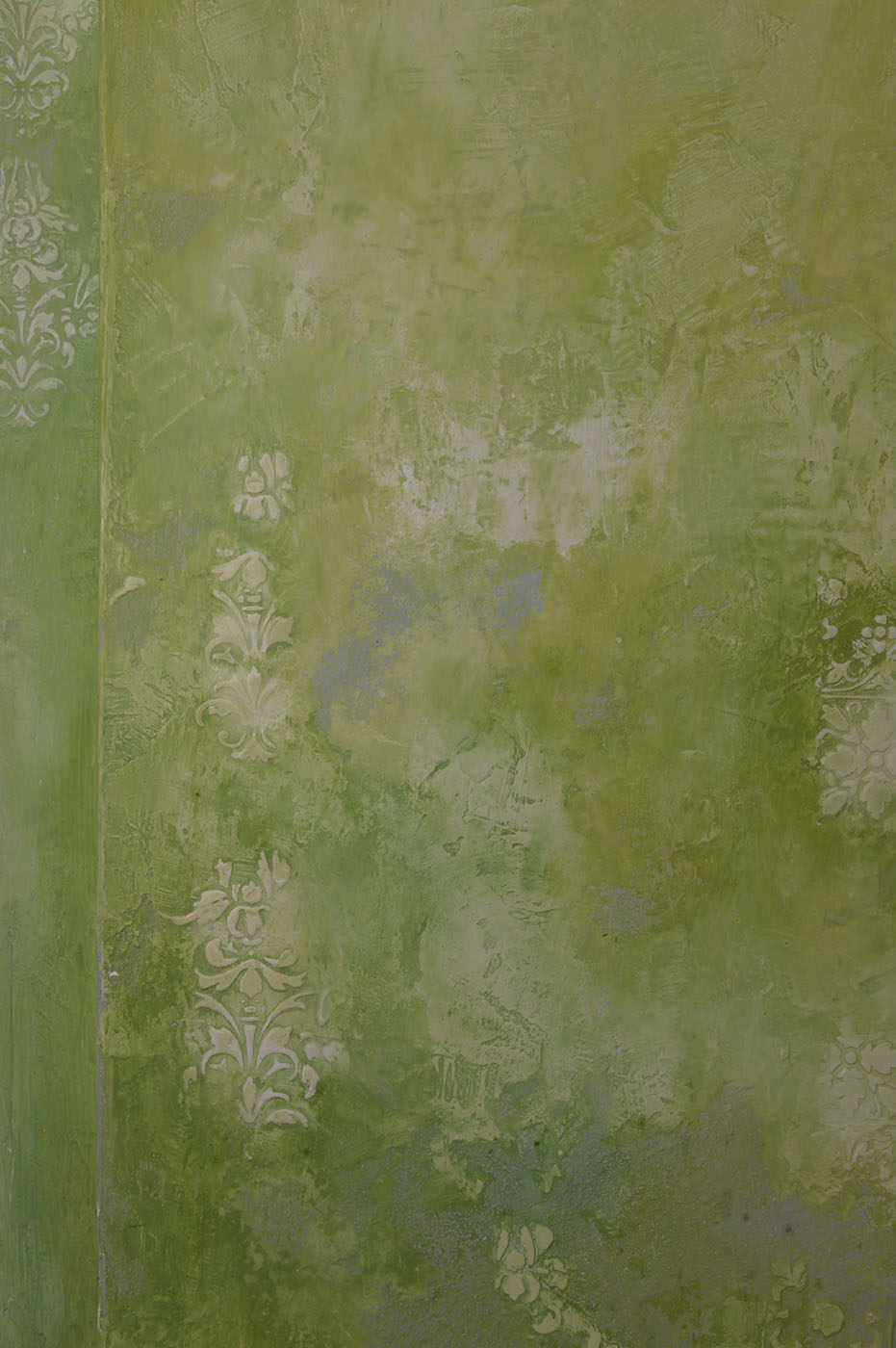 Dettaglio di una pittura murale di Giada Giuliani realizzata con tecnica mista in stucco delabré e pigmenti naturali.